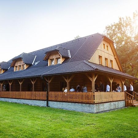 Penzion A Restaurace Grunt Reka Екстериор снимка